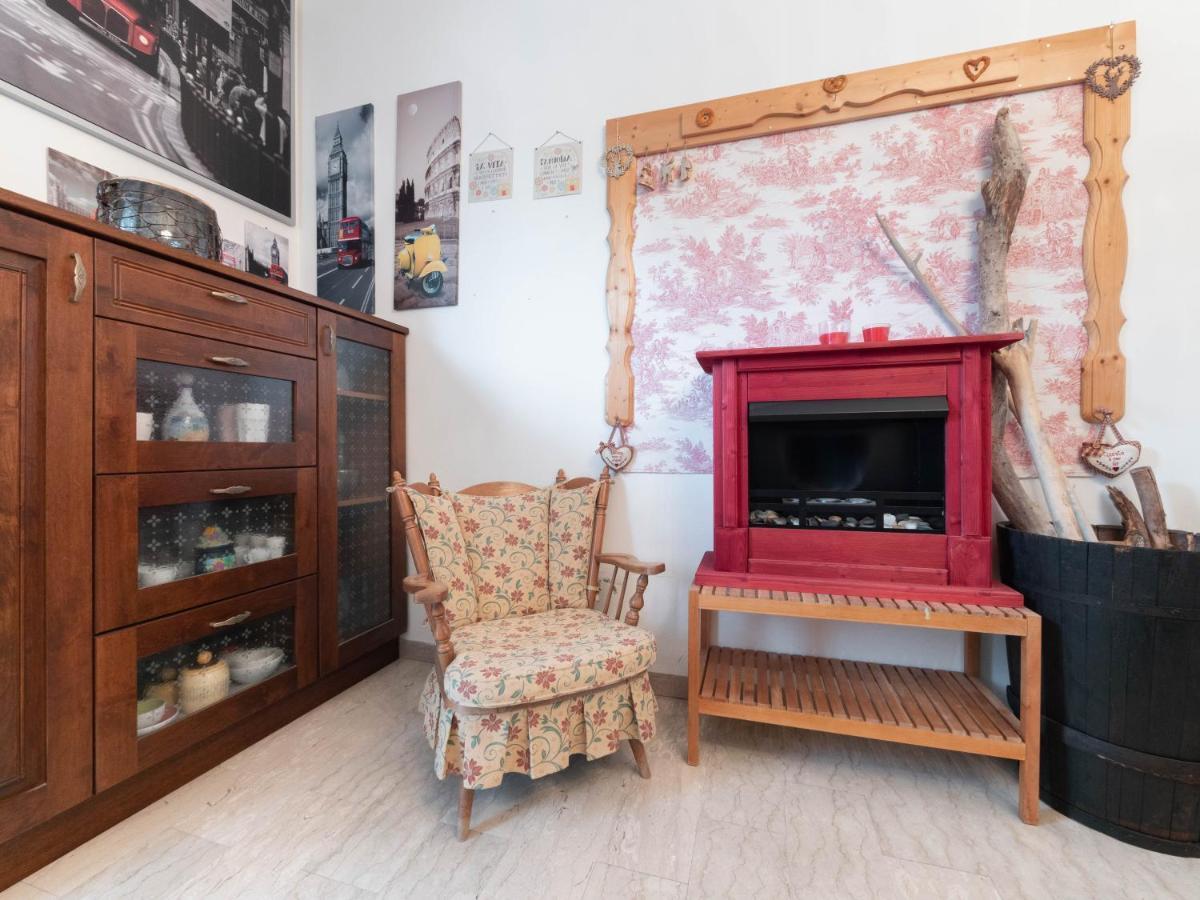 Flaminia Bright & Roomy Apartment Pesaro Exteriör bild