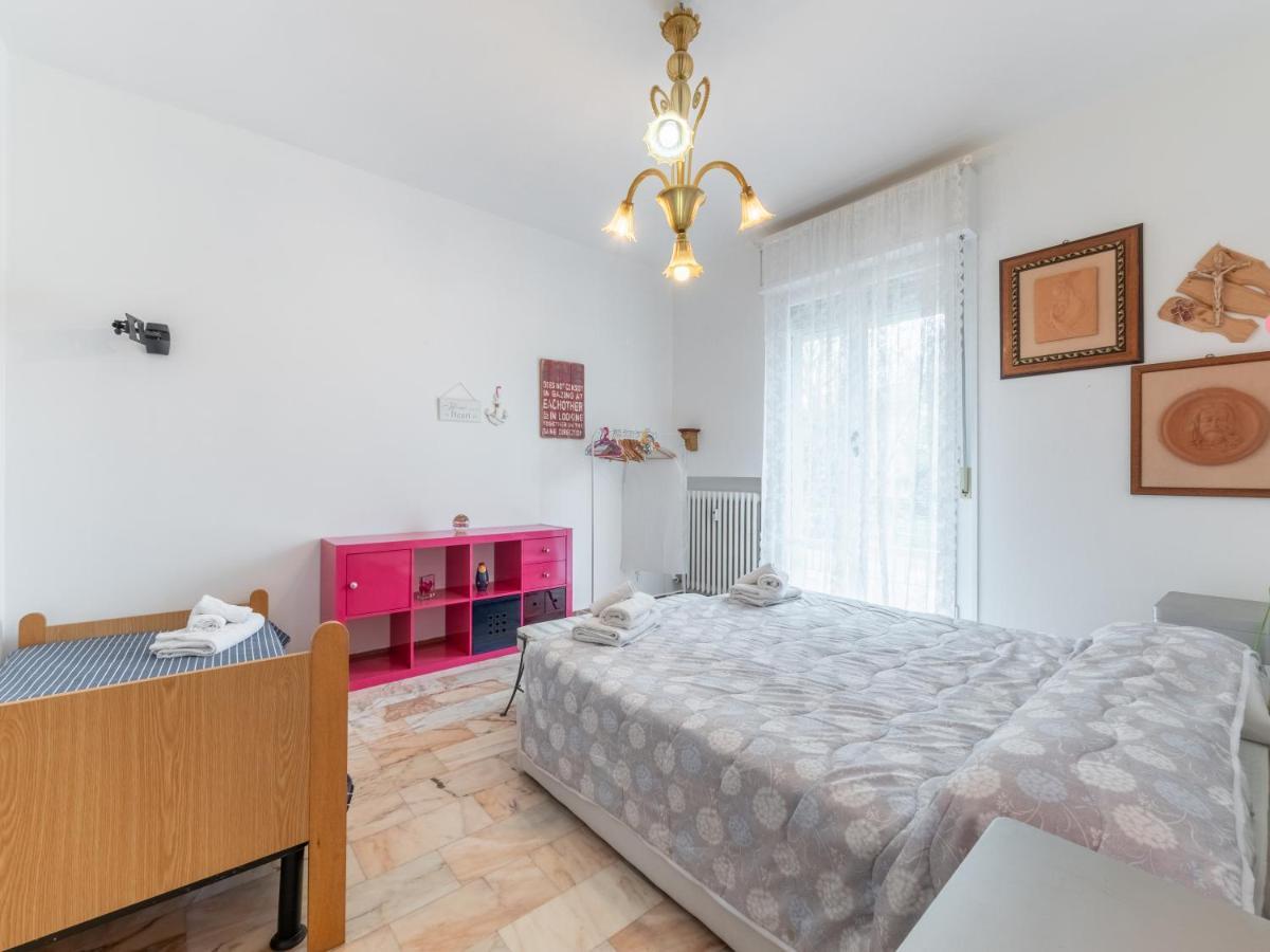 Flaminia Bright & Roomy Apartment Pesaro Exteriör bild