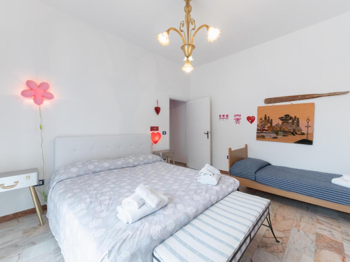 Flaminia Bright & Roomy Apartment Pesaro Exteriör bild